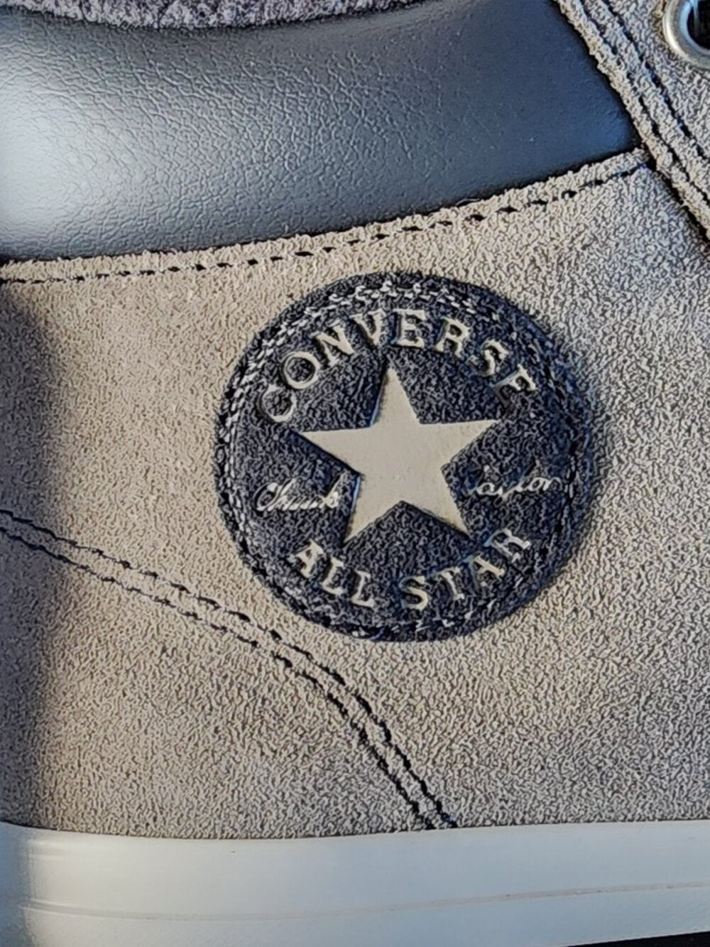 Taupe/Red Converse High Street Sneakers | Boys 5/Women's 6.5