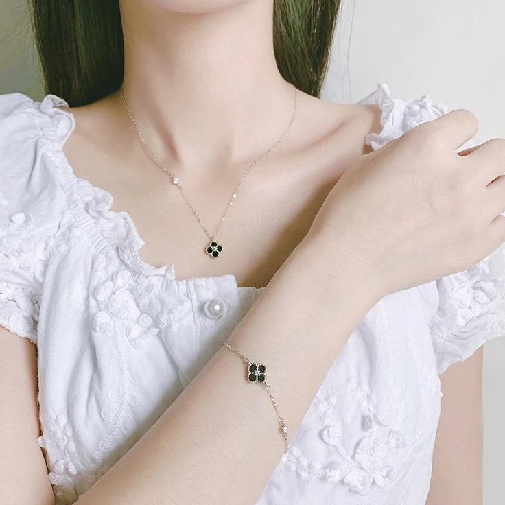 Clover Necklace